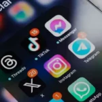  Tela com logotipos de diferentes redes sociais, agora sob nova responsabilidade civil